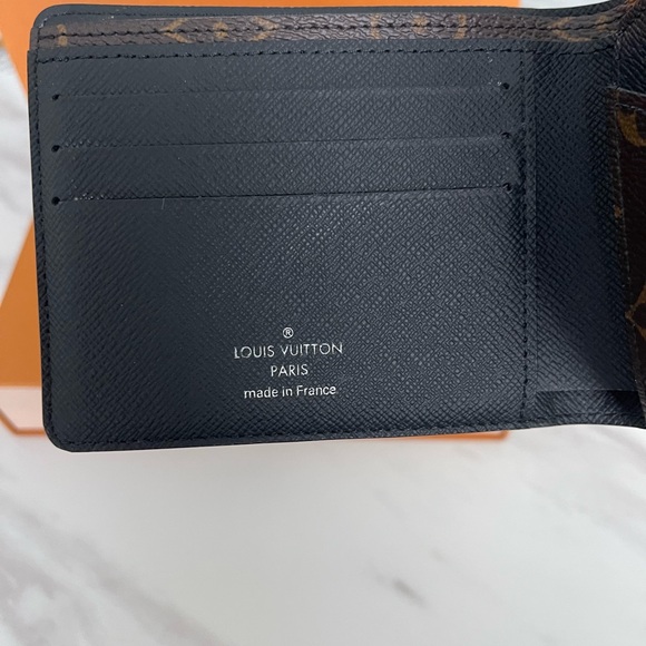 Brand New Authentic Louis Vuitton Multiple Wallet - Picture 3 of 11